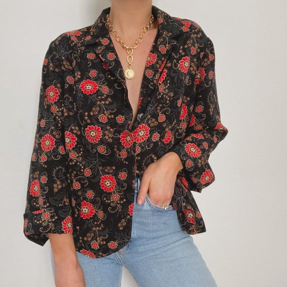 Retro Black & Red Floral Blouse - Picture 4 of 8